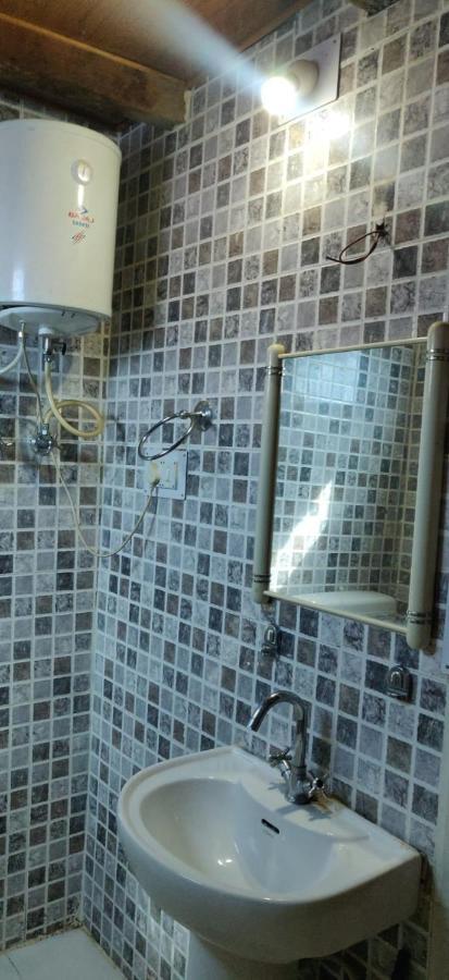 Satyam Homes Shoja Екстериор снимка
